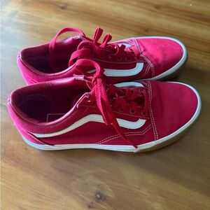 Red Vans old skool low tops like new